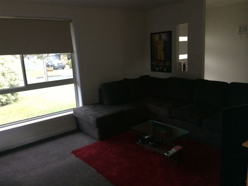 4 Regency Drive, Mount Clear VIC 3350