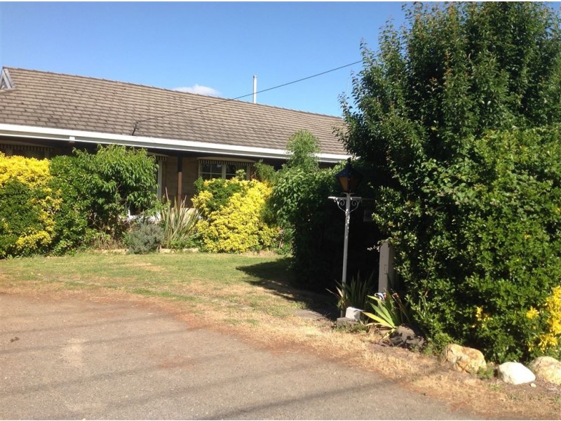 1147 Geelong Road, Mount Clear VIC 3350