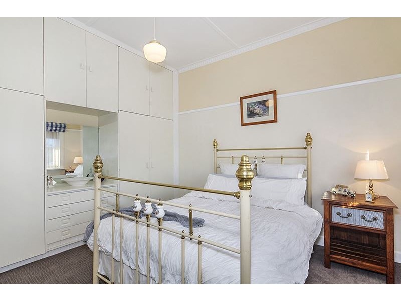 10 Nightingale Street, Newington VIC 3350