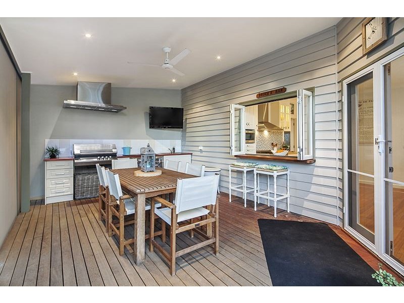 10 Nightingale Street, Newington VIC 3350