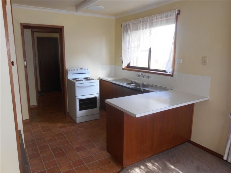 205 Warrina Drive, Delacombe VIC 3356