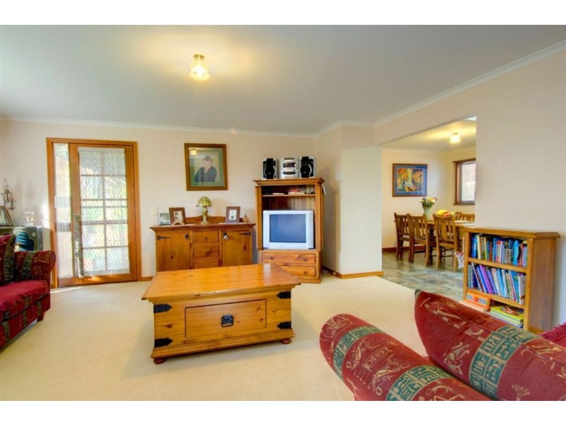 68 Luttet Street, Creswick VIC 3363