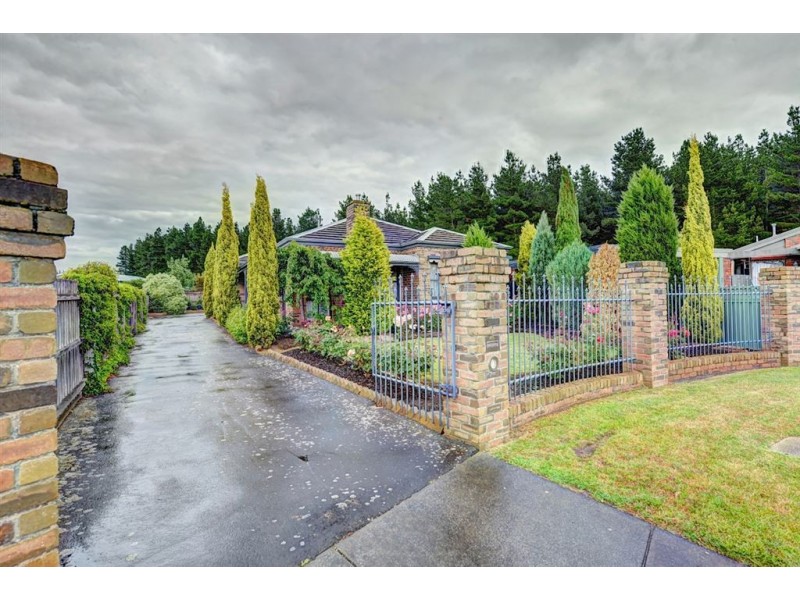 5 Anderson Court, Canadian VIC 3350