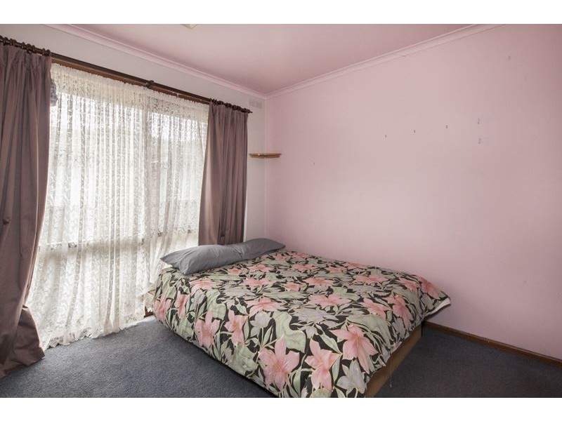 4 Hampden Street, Redan VIC 3350