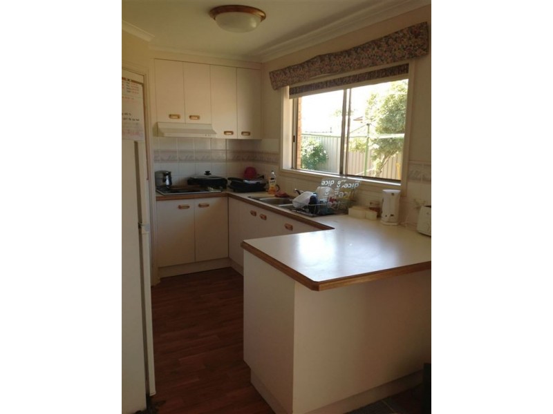 4 Royale Street, Delacombe VIC 3356