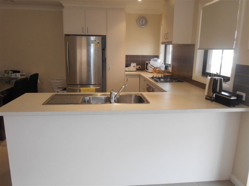 30 Oscar Drive, Sebastopol VIC 3356