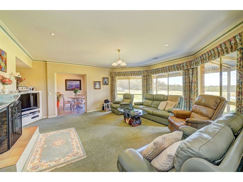 123 Kennedys Road, Smythes Creek VIC 3351