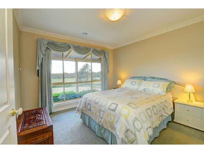 123 Kennedys Road, Smythes Creek VIC 3351