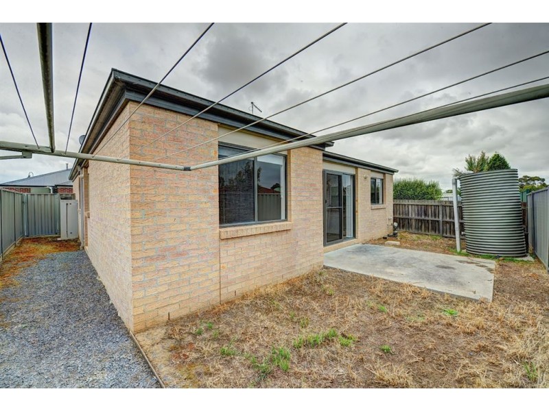 59 McNulty Drive, Wendouree VIC 3355