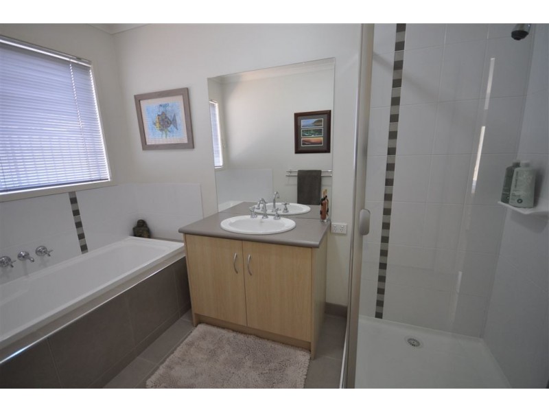 45 Merino Drive, Alfredton VIC 3350