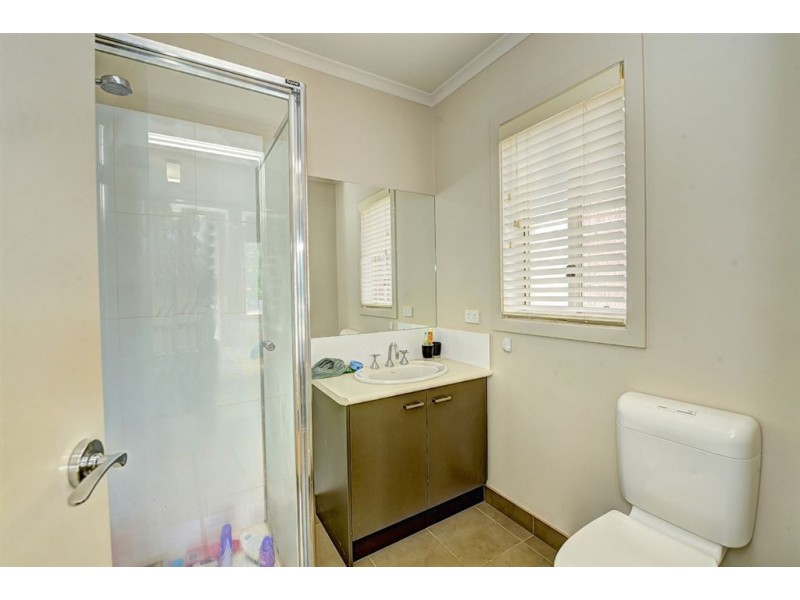 5 Calloway Close, Miners Rest VIC 3352