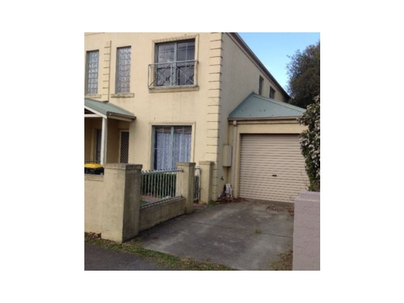 2/103 Drummond Street South, Ballarat VIC 3350