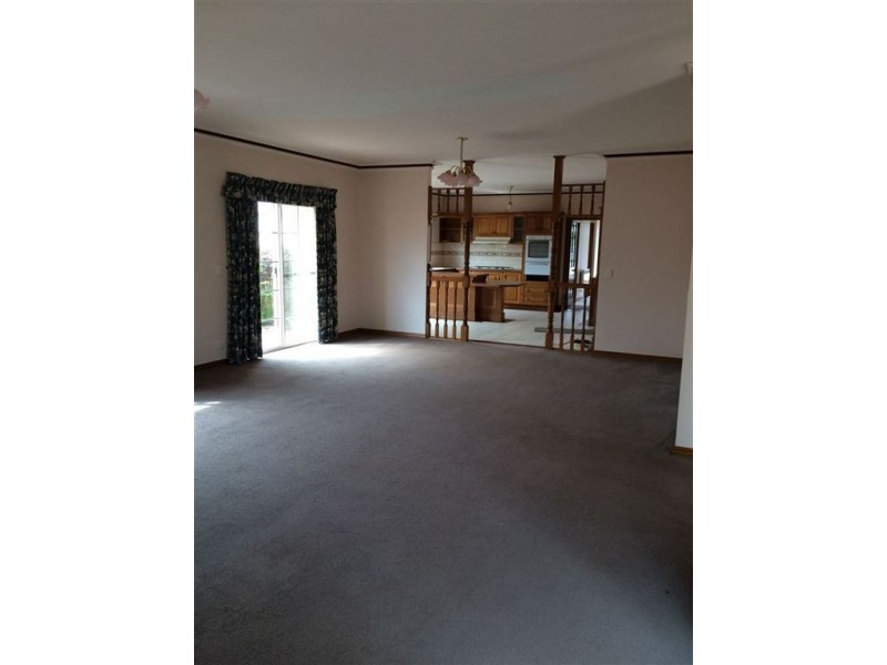 14 Shari Drive, Delacombe VIC 3356