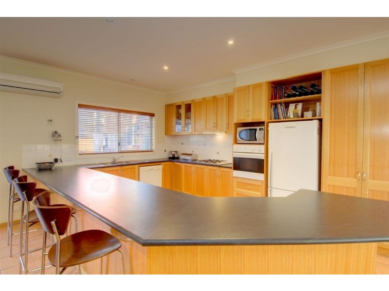 2 Jewel Court, Ballarat VIC 3350