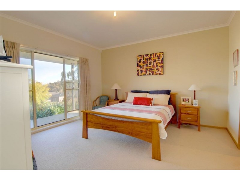 2 Jewel Court, Ballarat VIC 3350