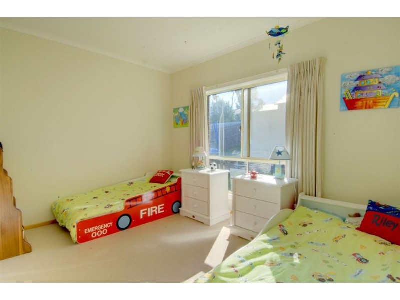 2 Jewel Court, Ballarat VIC 3350