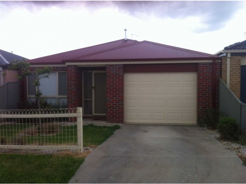 26 Yarra Park Drive, Sebastopol VIC 3356