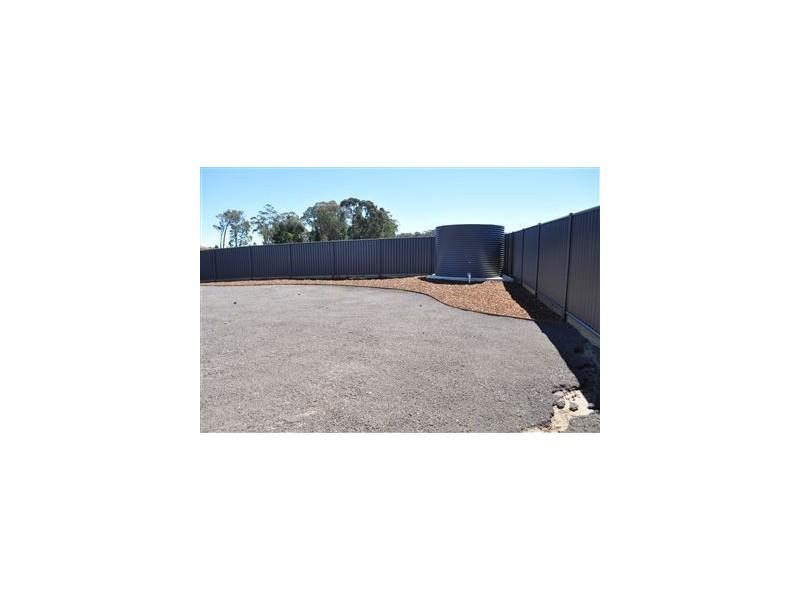 2 Greenhaven Court, Mount Clear VIC 3350