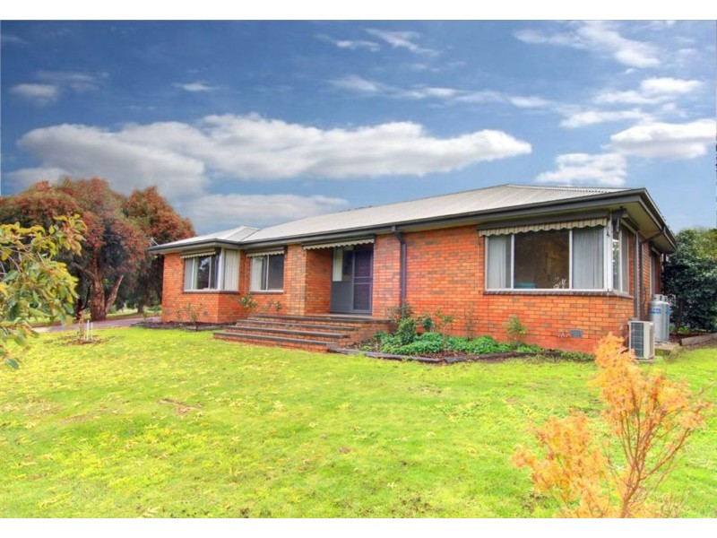 18 Broomfield-Store Road, Creswick VIC 3363