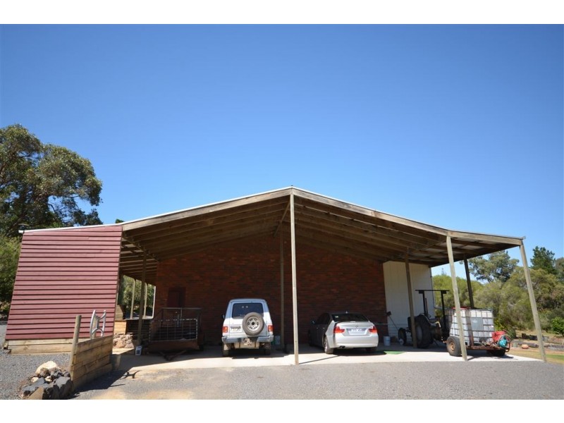 4420 Creswick-Newstead Road, Broomfield VIC 3364