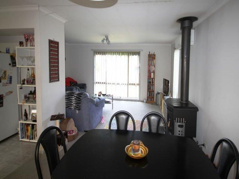 13 Milverton Lane, Canadian VIC 3350