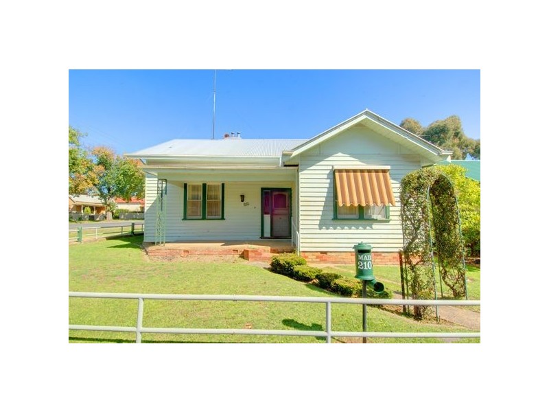 210 Gladstone Street, Ballarat VIC 3350