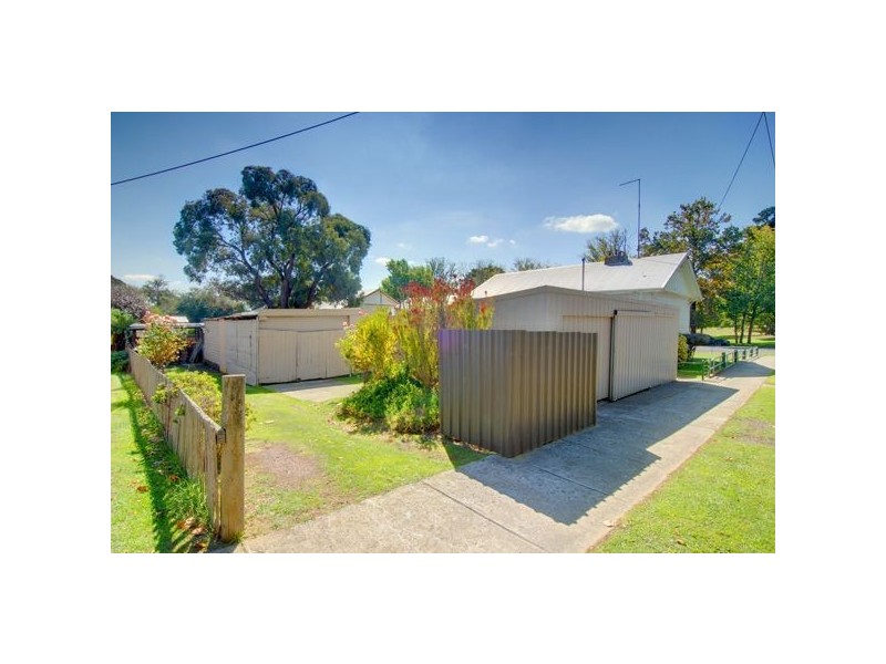 210 Gladstone Street, Ballarat VIC 3350