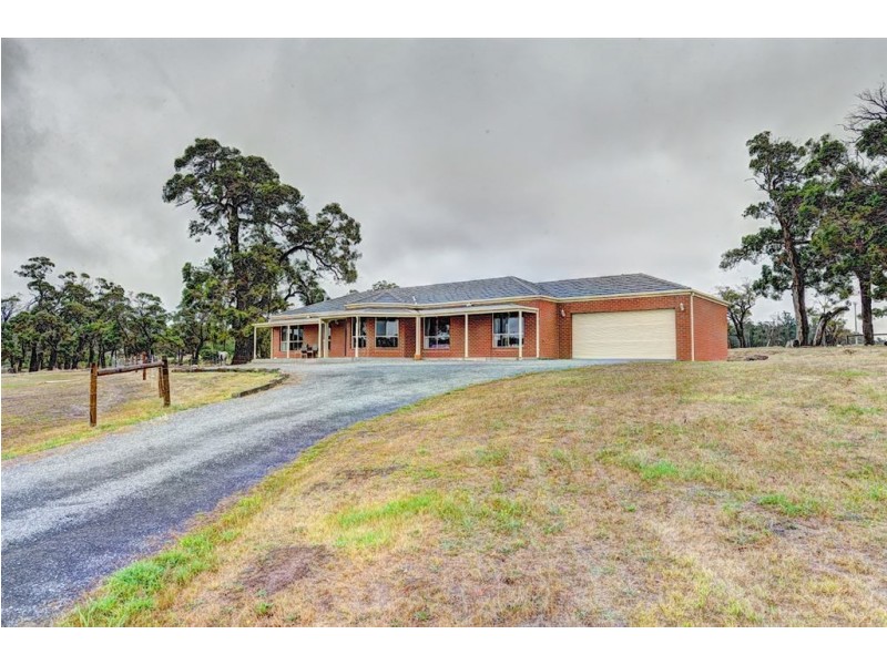 496 Wilsons Road, Haddon VIC 3351