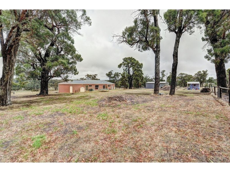 496 Wilsons Road, Haddon VIC 3351