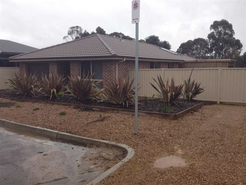 8 Cecile Court, Ballarat East VIC 3350