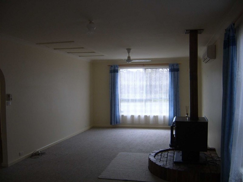 42 Sussex Street, Linton VIC 3360