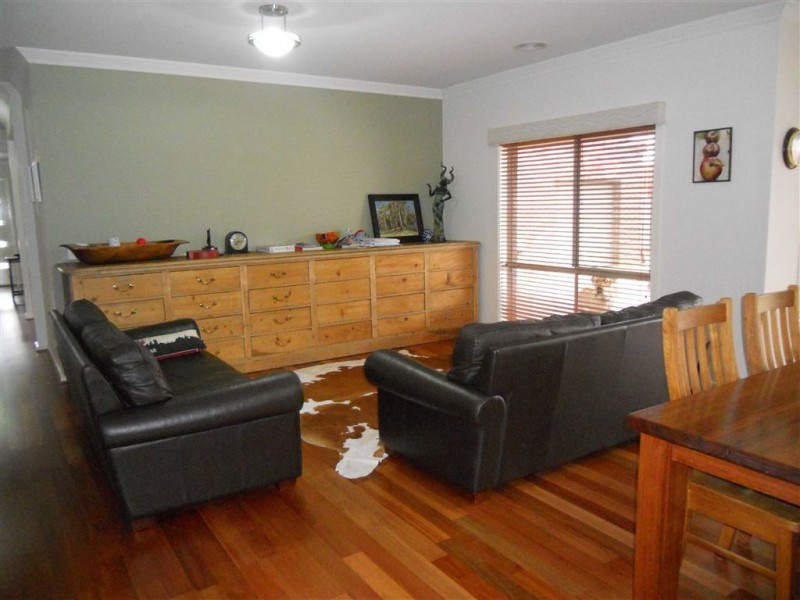 5 Dorset Drive, Alfredton VIC 3350