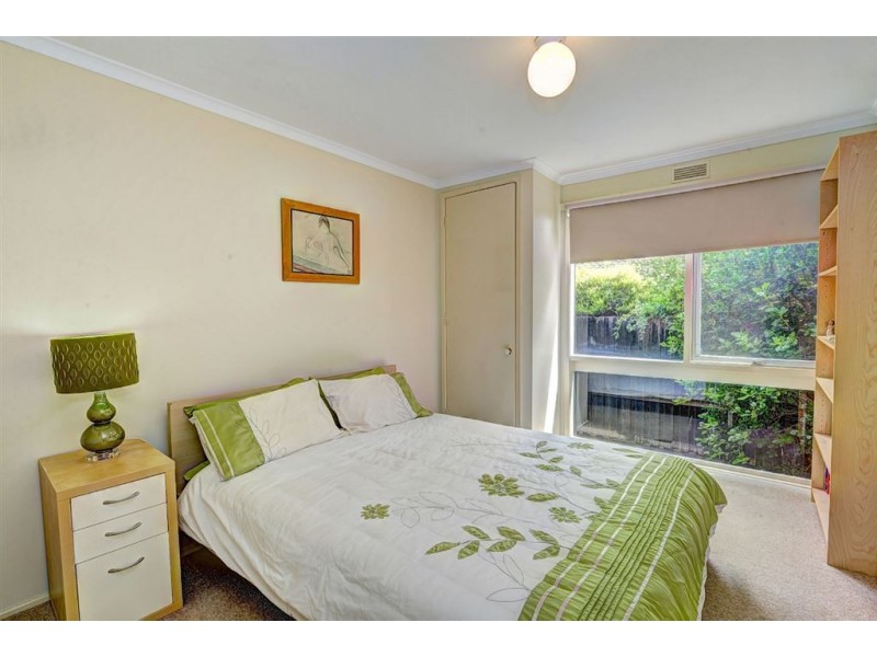 21 Regency Drive, Mount Clear VIC 3350