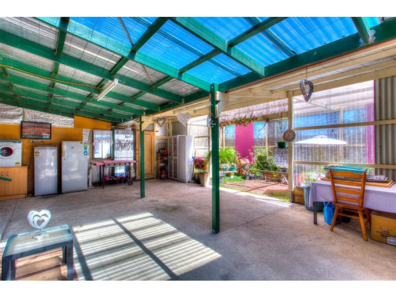 14 Youngs Lane, Snake Valley VIC 3351