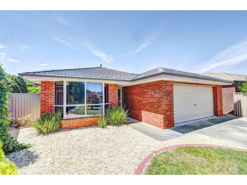5 Ellsworth Close, Sebastopol VIC 3356
