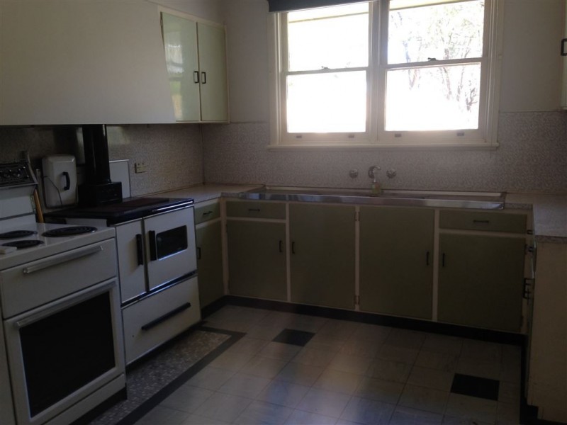 47 Hyde Park road, Creswick VIC 3363