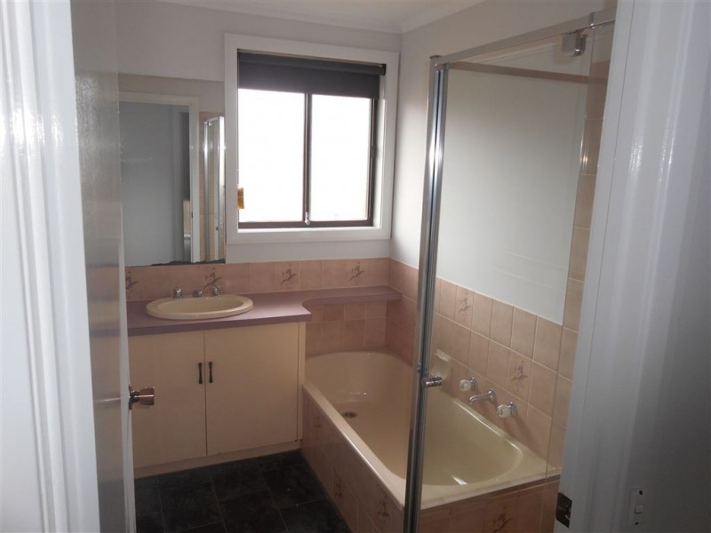 12 Ritchie Street, Brown Hill VIC 3350