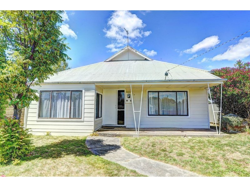 20 Crompton Street, Soldiers Hill VIC 3350
