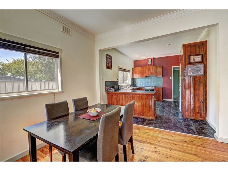 20 Crompton Street, Soldiers Hill VIC 3350