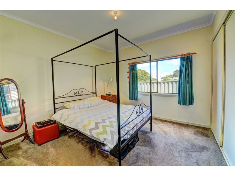 20 Crompton Street, Soldiers Hill VIC 3350