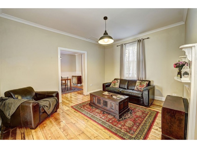 513 Macarthur Street, Soldiers Hill VIC 3350