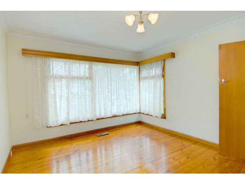 6 Pauls Crescent, Wendouree VIC 3355