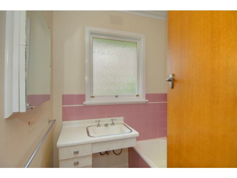 6 Pauls Crescent, Wendouree VIC 3355