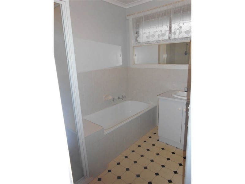 1/232 Albert Street, Sebastopol VIC 3356