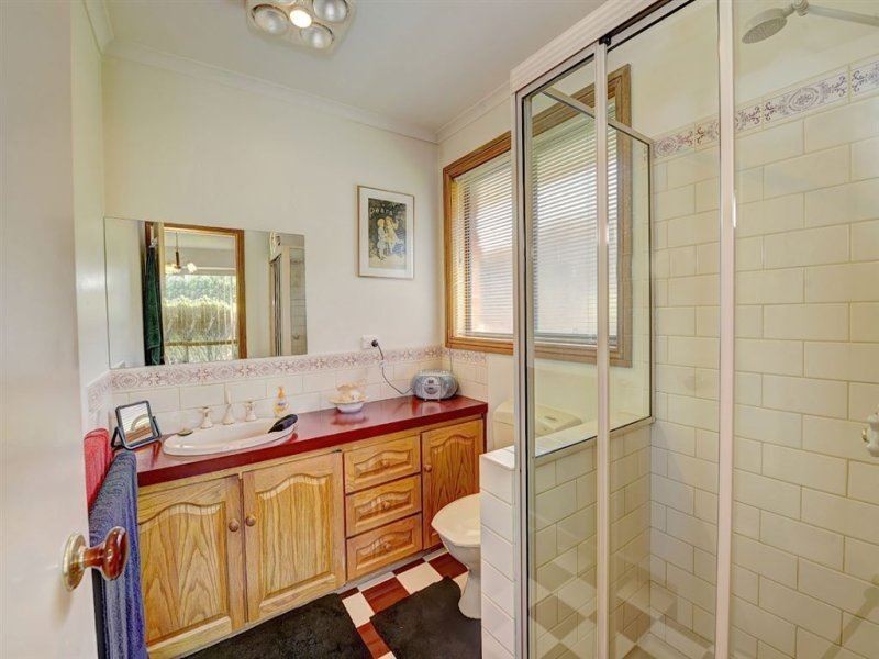 1 Lincoln Street, Wendouree VIC 3355