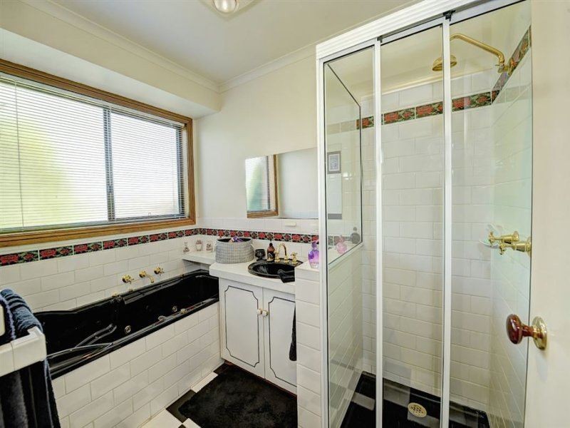 1 Lincoln Street, Wendouree VIC 3355