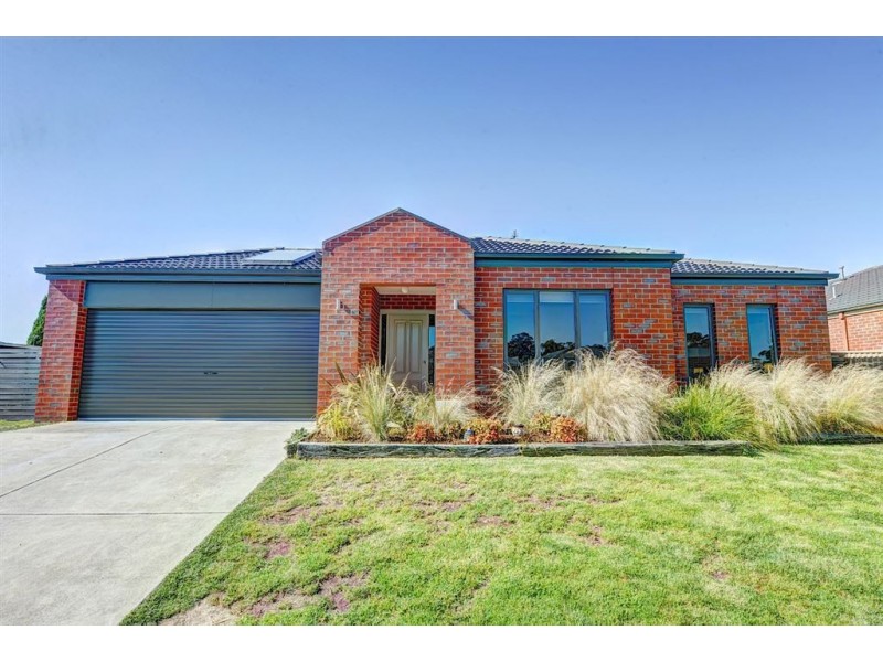 9 Maurie Paull Court, Mount Clear VIC 3350