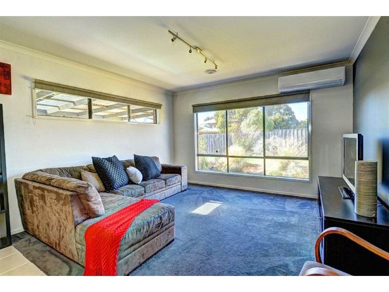 9 Maurie Paull Court, Mount Clear VIC 3350