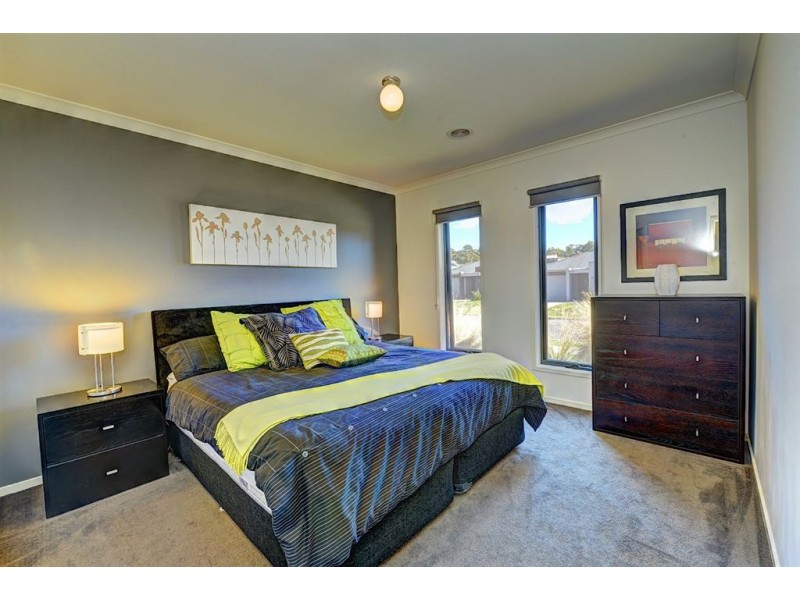 9 Maurie Paull Court, Mount Clear VIC 3350