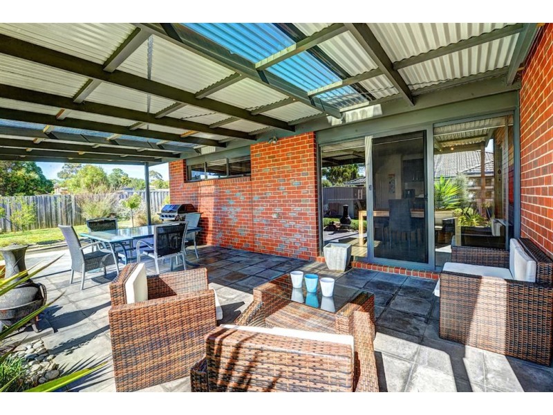 9 Maurie Paull Court, Mount Clear VIC 3350